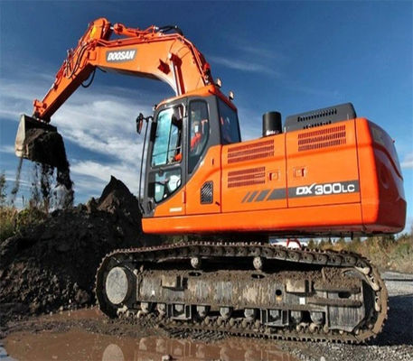Kullanılmış Yüksek Performanslı İkinci El Doosan DX300LC Hidrolik Gezgin Kazıcı