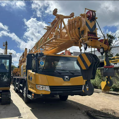 Satılık Hidrolik Teleskopik Bomlu Mobil Kamyon Vinci Fabrika Yetkili İyi Fiyat 25 Ton Kamyon 48.5m Kaldırma Yüksekliği