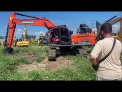 Orijinal Kore İthalatlı Doosan DX300LC Kazıcı, 30 tonluk çalışma ağırlığı, 0.64-1.75m3 kova, 151k